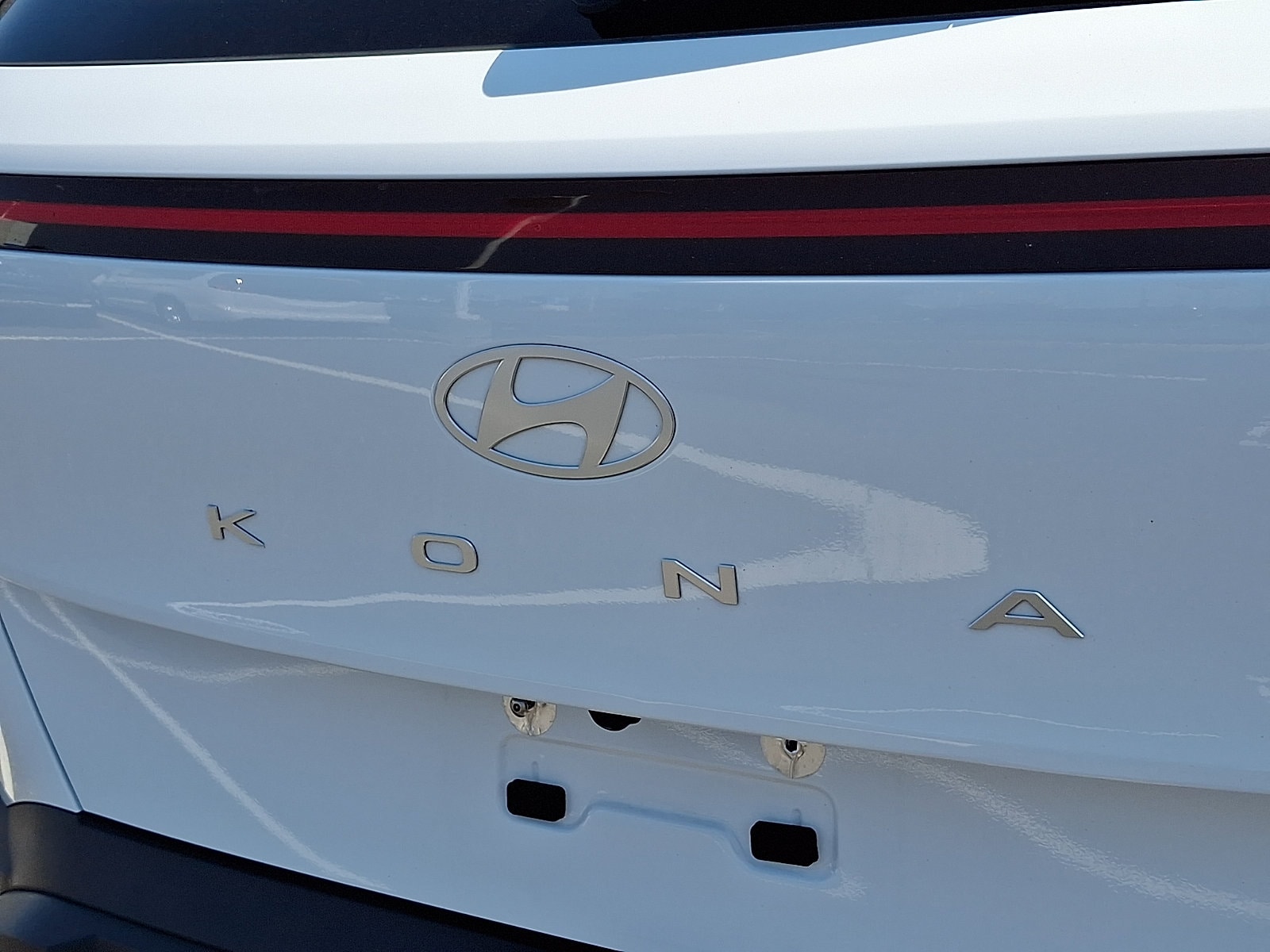 2025 Hyundai Kona SEL - Photo 30