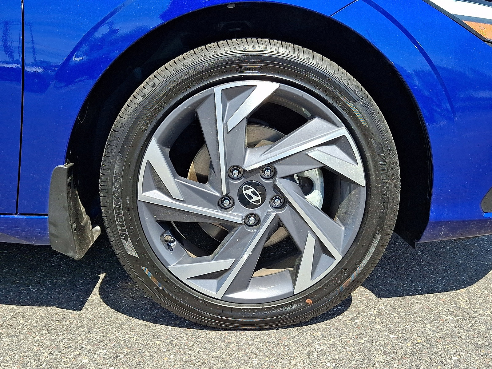 2025 Hyundai Elantra SEL - Photo 8