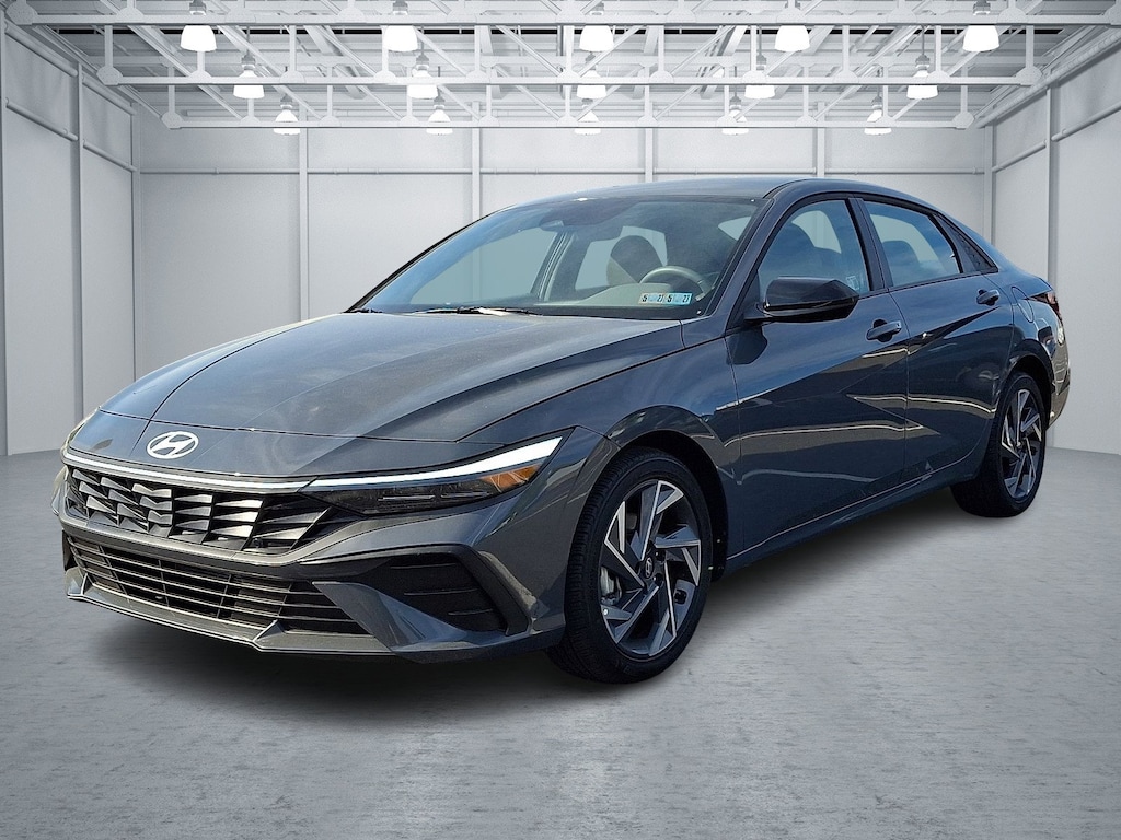 Certified 2025 Hyundai Elantra SEL Sport Sedan