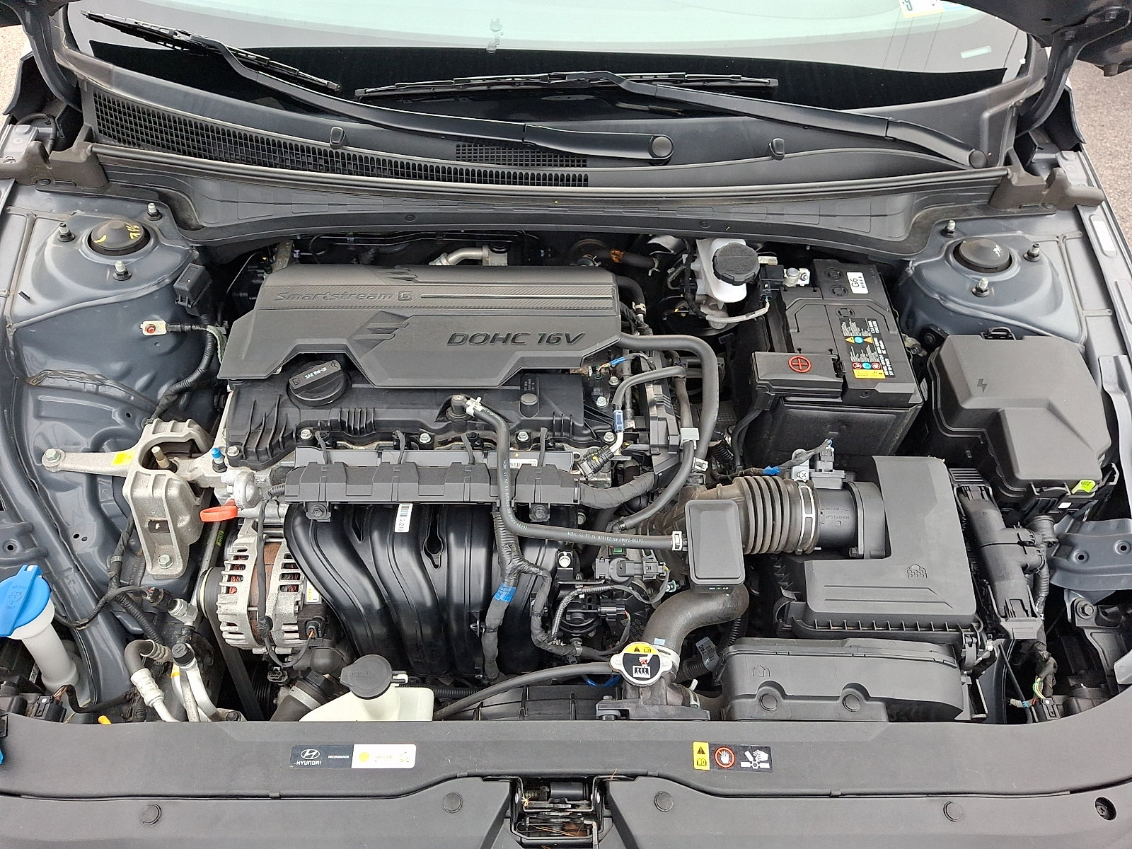 2024 Hyundai Elantra SEL - Photo 29