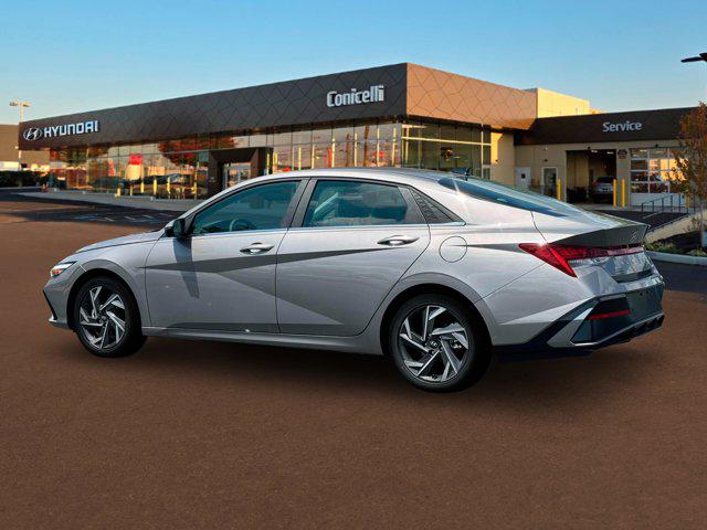 2025 Hyundai Elantra Limited photo 4
