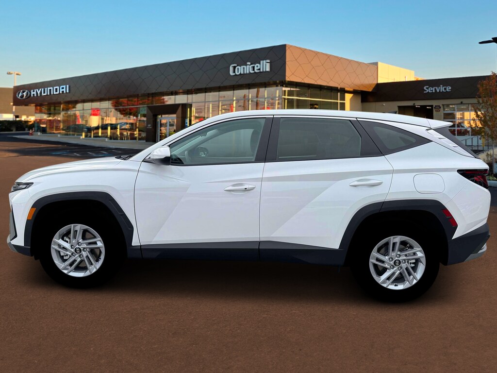 New 2026 Hyundai Tucson SE SUV