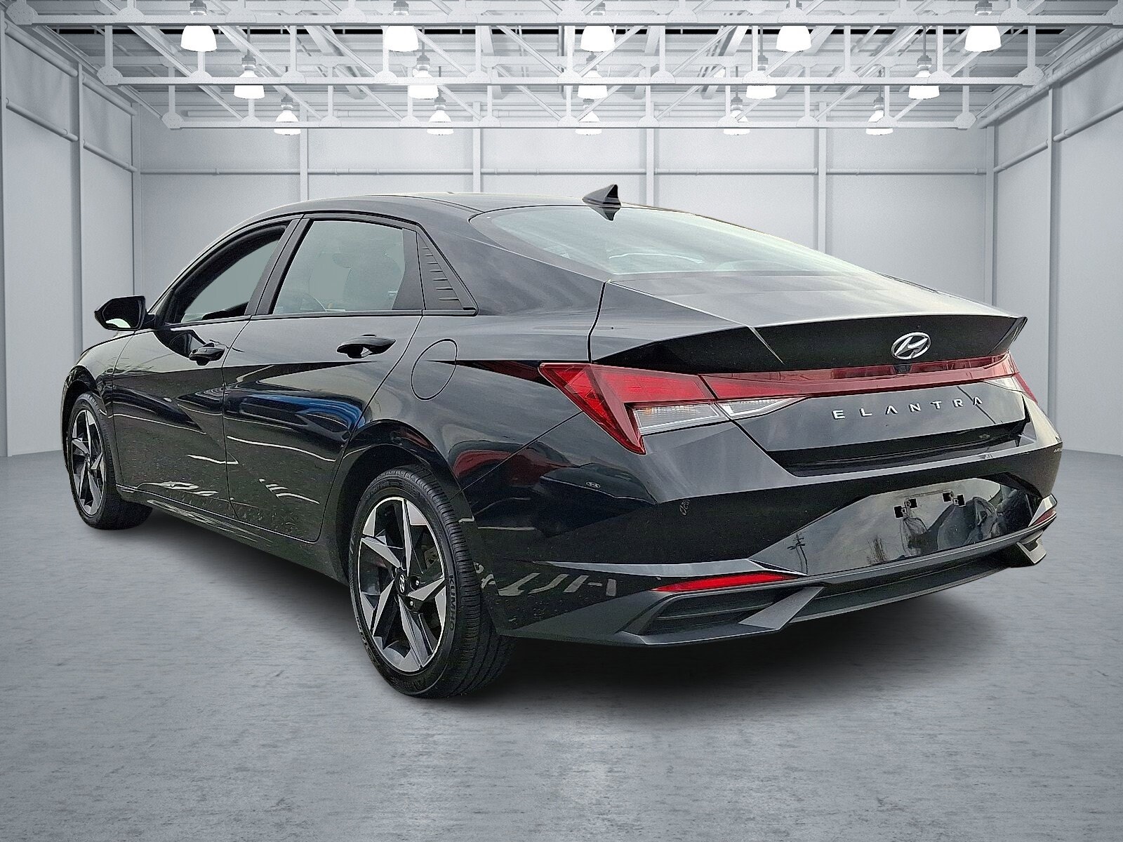 2023 Hyundai Elantra SEL photo 4