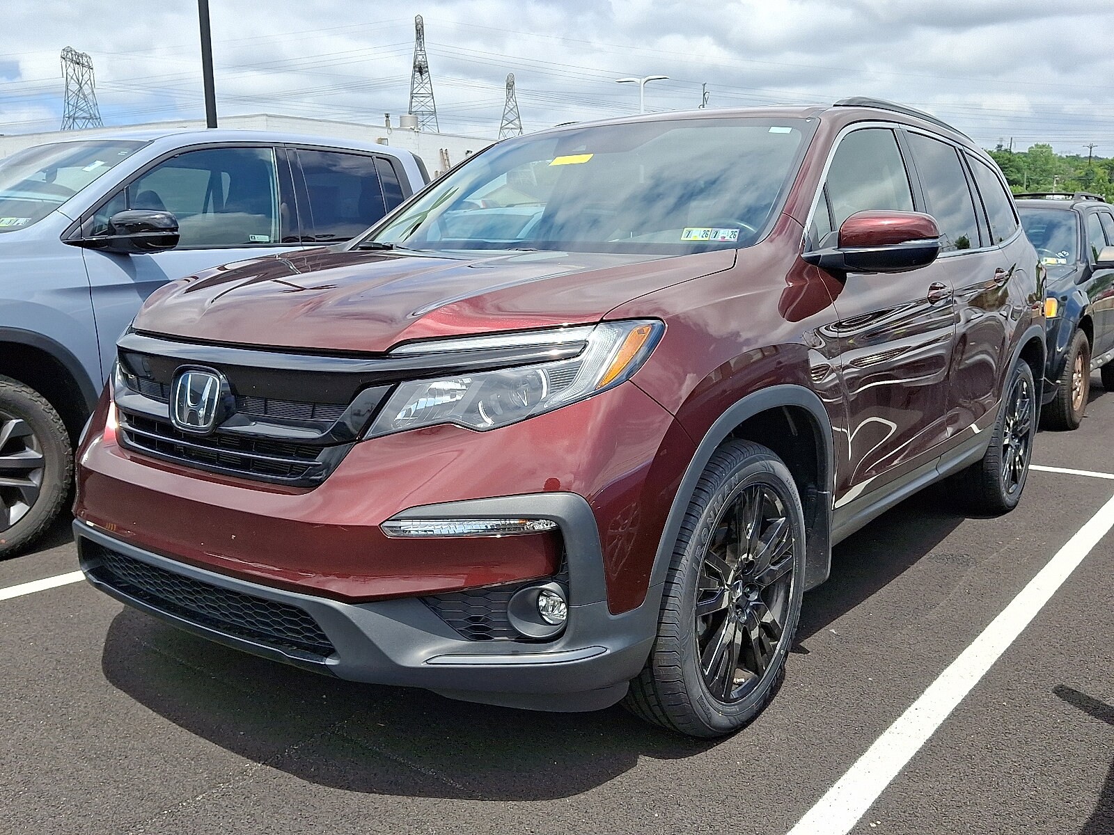 2022 Honda Pilot Special Edition photo 2