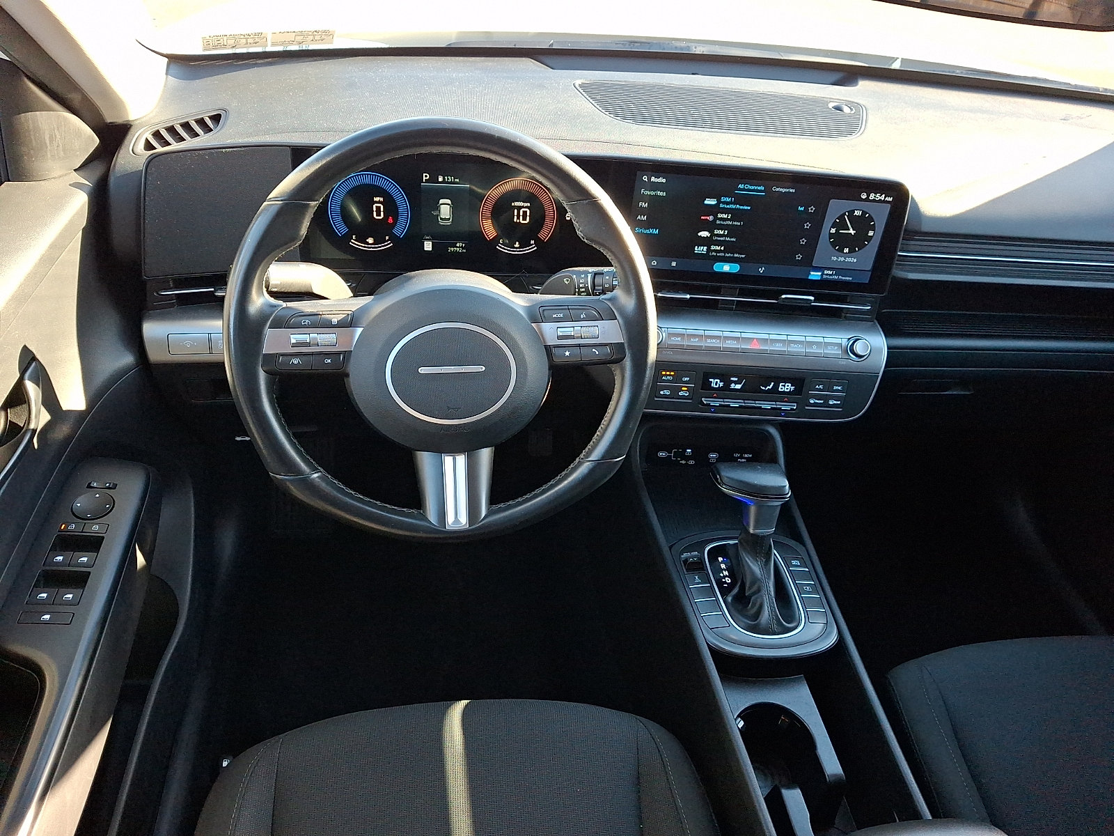 2025 Hyundai Kona SEL - Photo 11