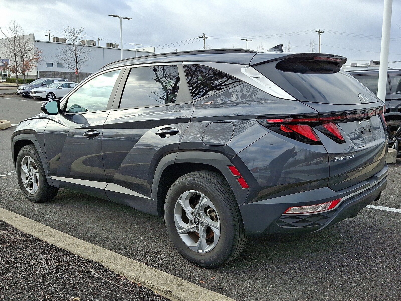 2024 Hyundai Tucson SEL photo 2