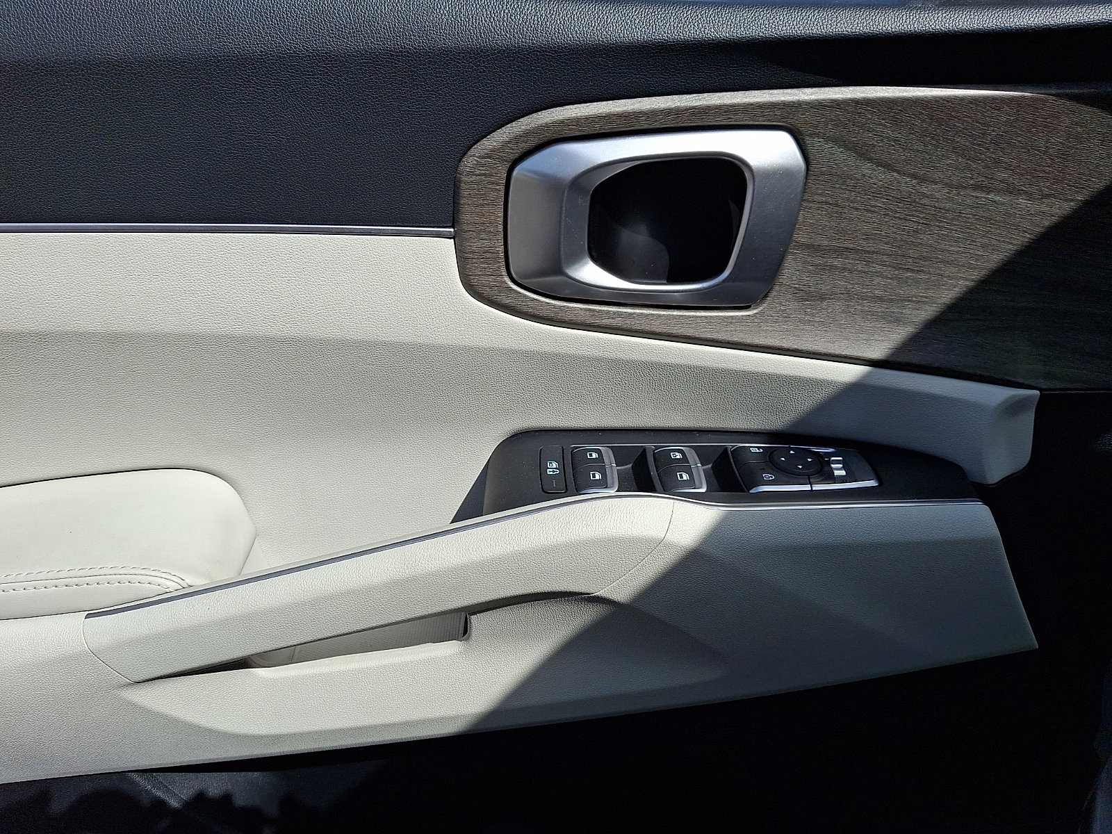 2022 Kia Sorento X-Line S - Photo 12