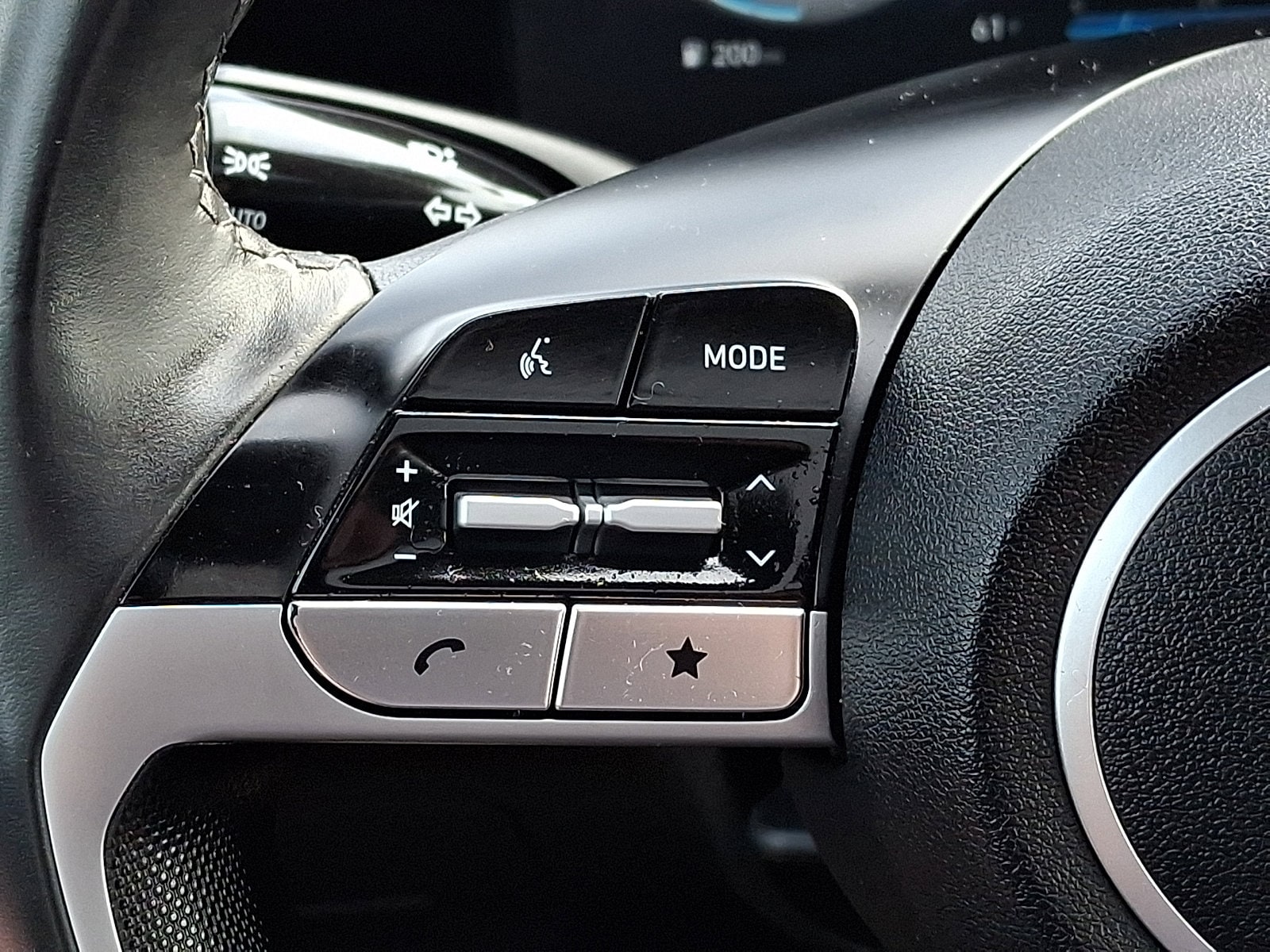 2025 Hyundai Elantra SEL - Photo 22