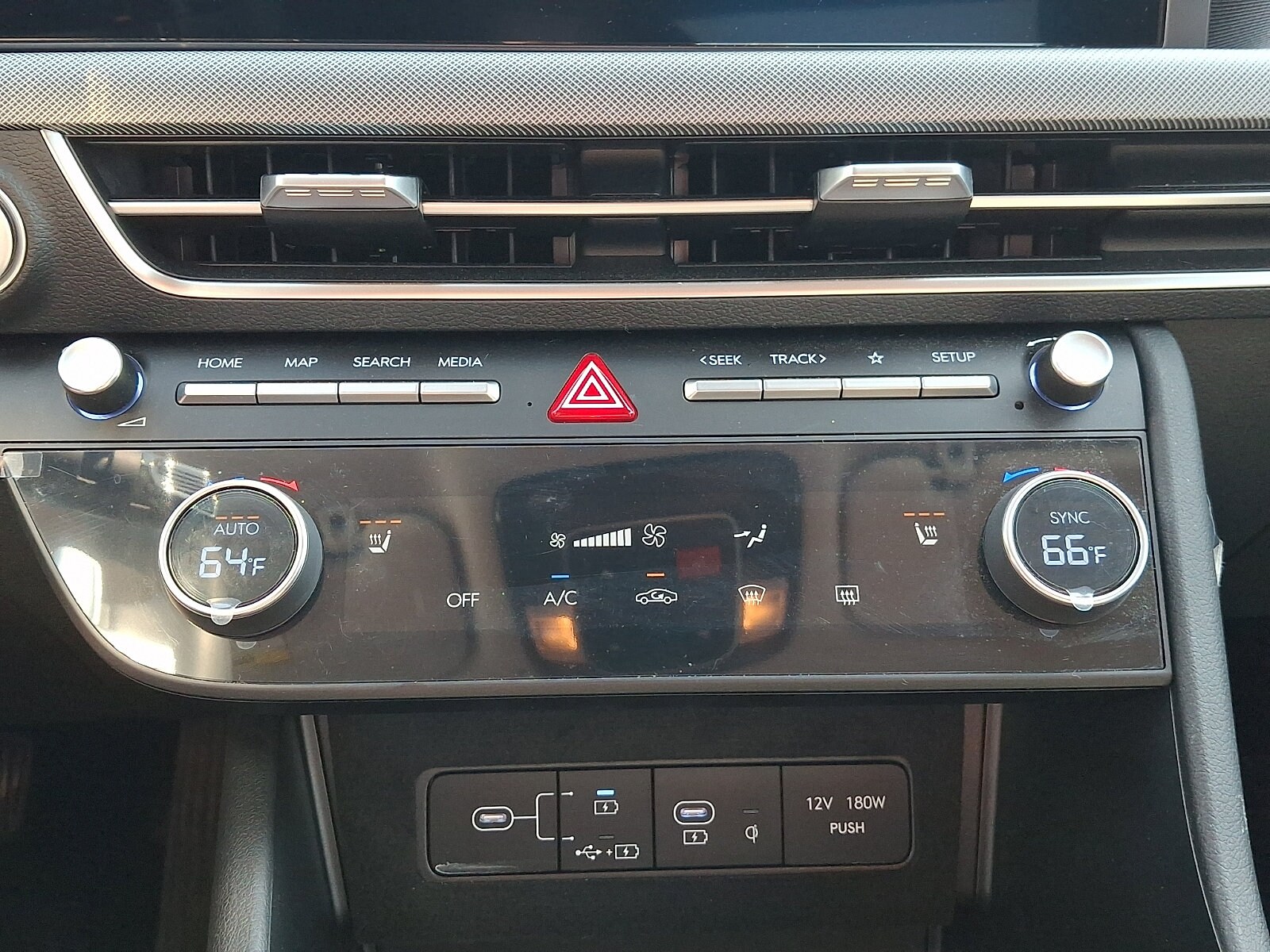 2026 Hyundai Sonata SEL - Photo 15