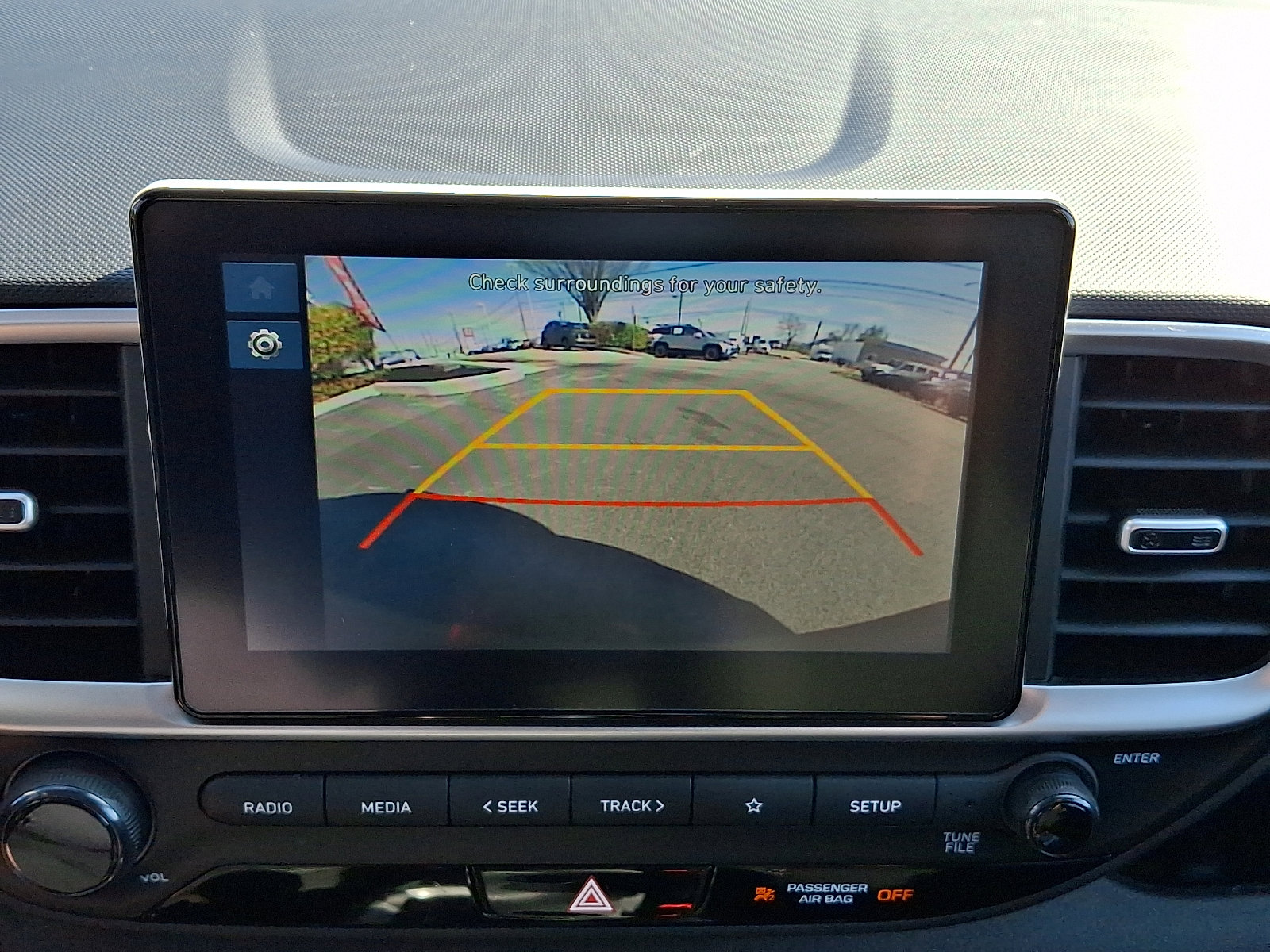 2025 Hyundai Venue SEL - Photo 18