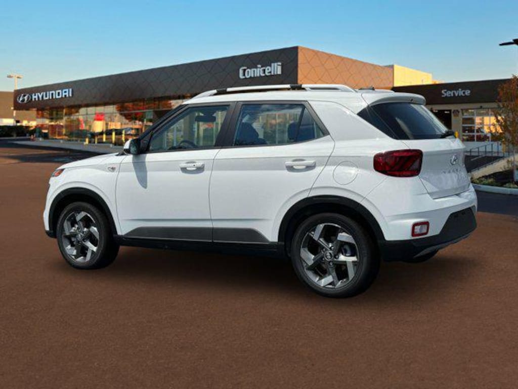 New 2025 Hyundai Venue SEL SUV