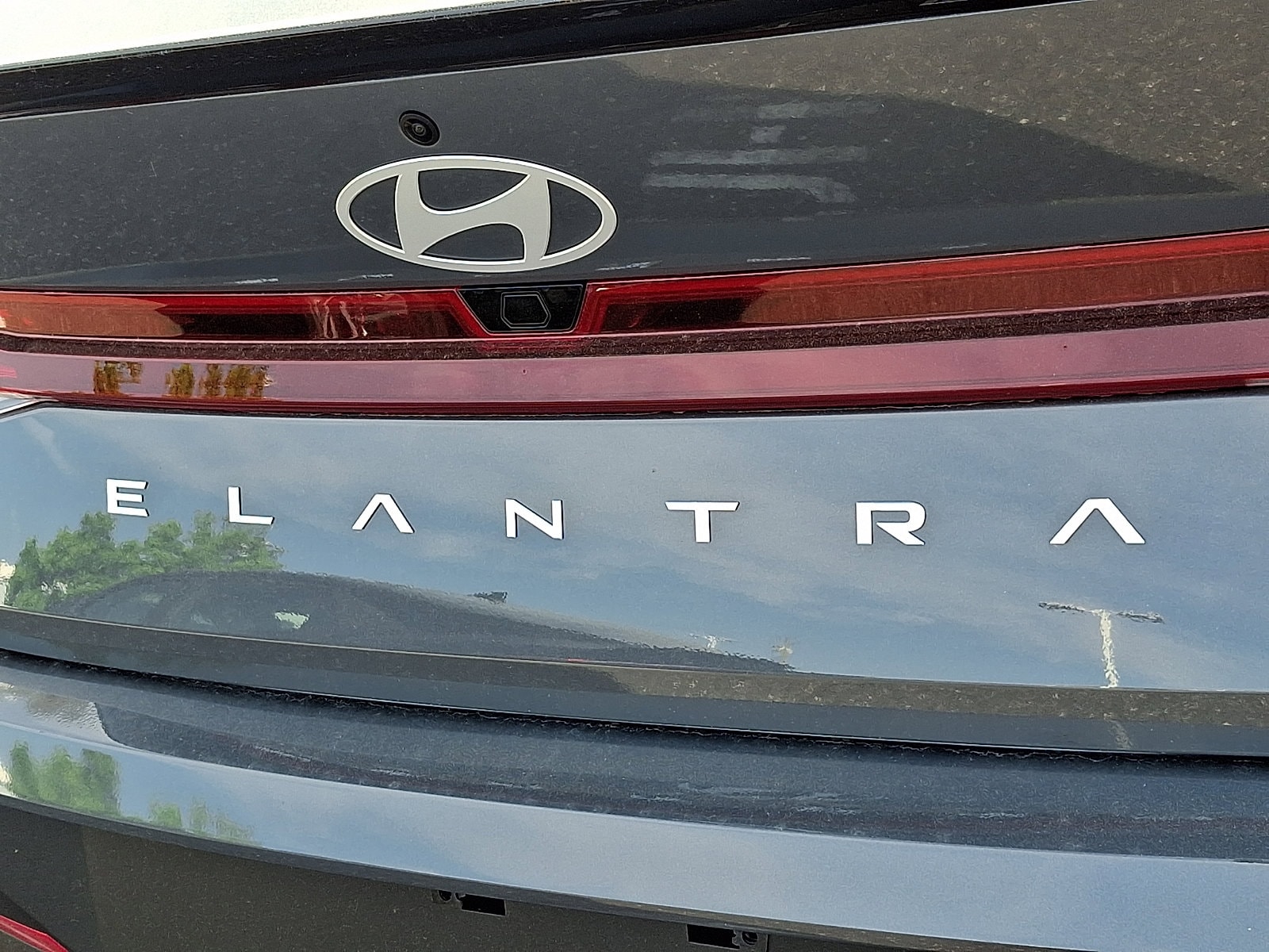 2025 Hyundai Elantra SEL - Photo 30