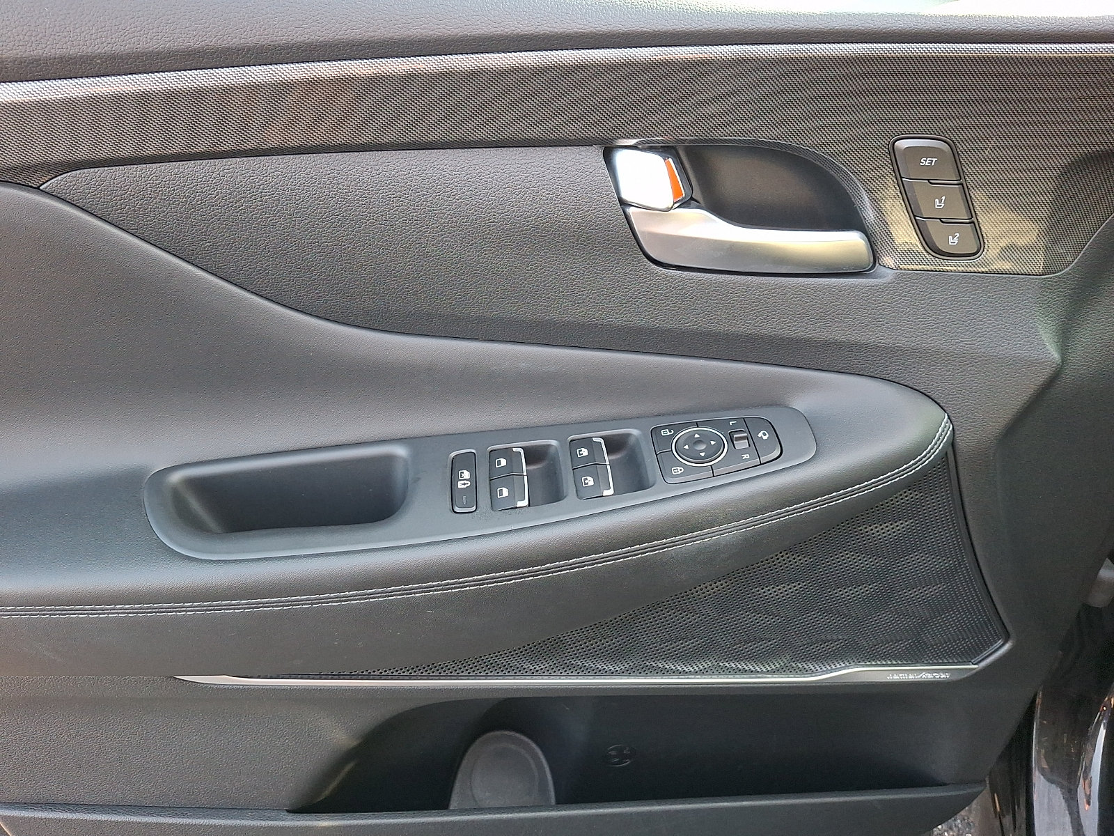 2023 Hyundai Santa Fe Limited PHEV - Photo 12