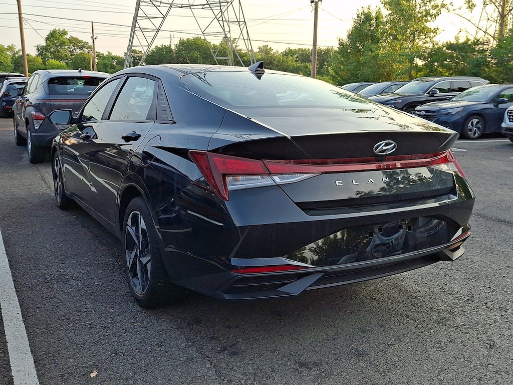 Certified 2023 Hyundai Elantra SEL Convenience Package Sedan