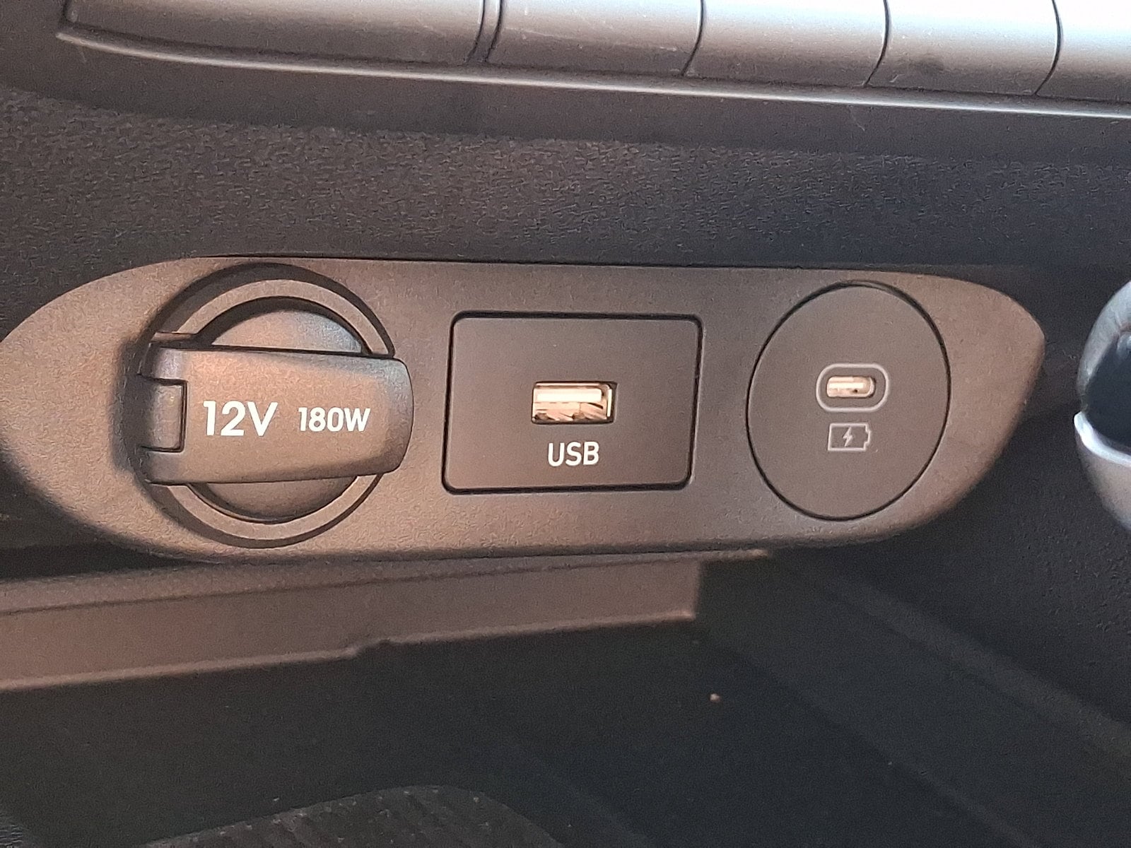 2026 Hyundai Elantra SEL Sport - Photo 23