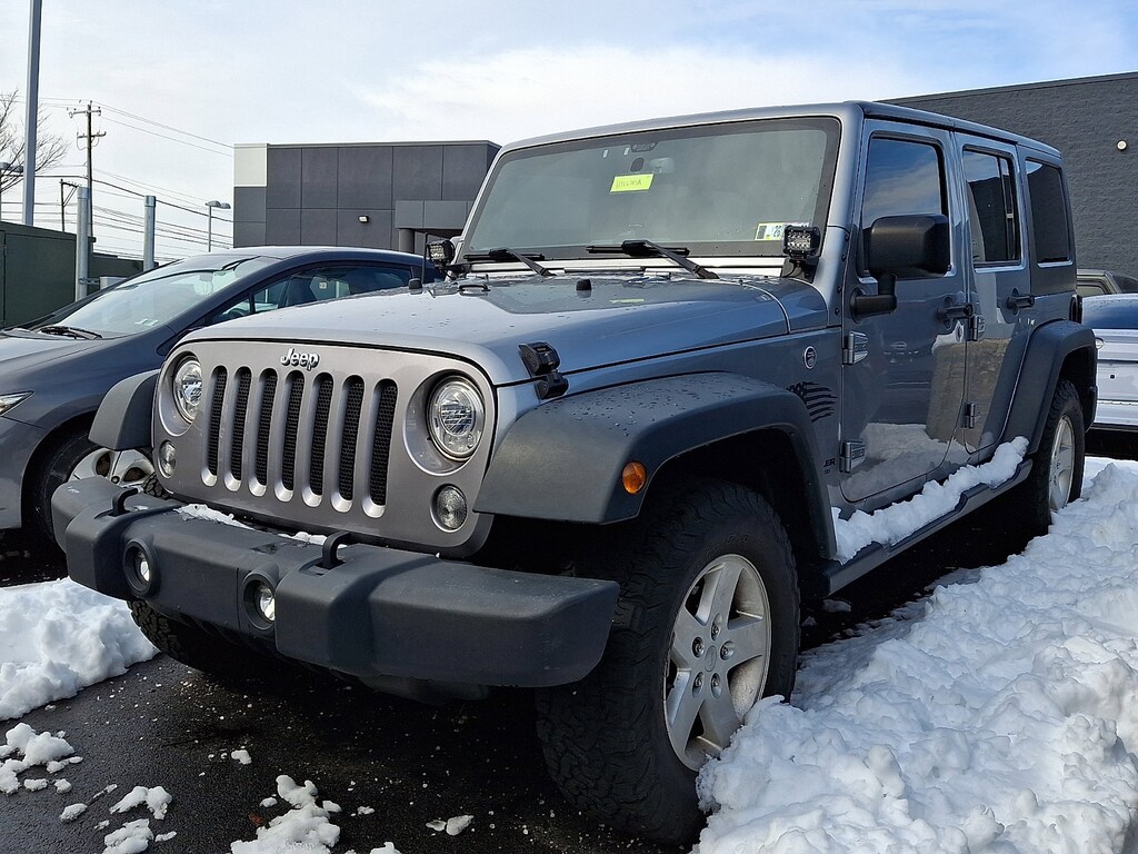 Used 2017 Jeep Wrangler JK Unlimited Sport 4x4 SUV