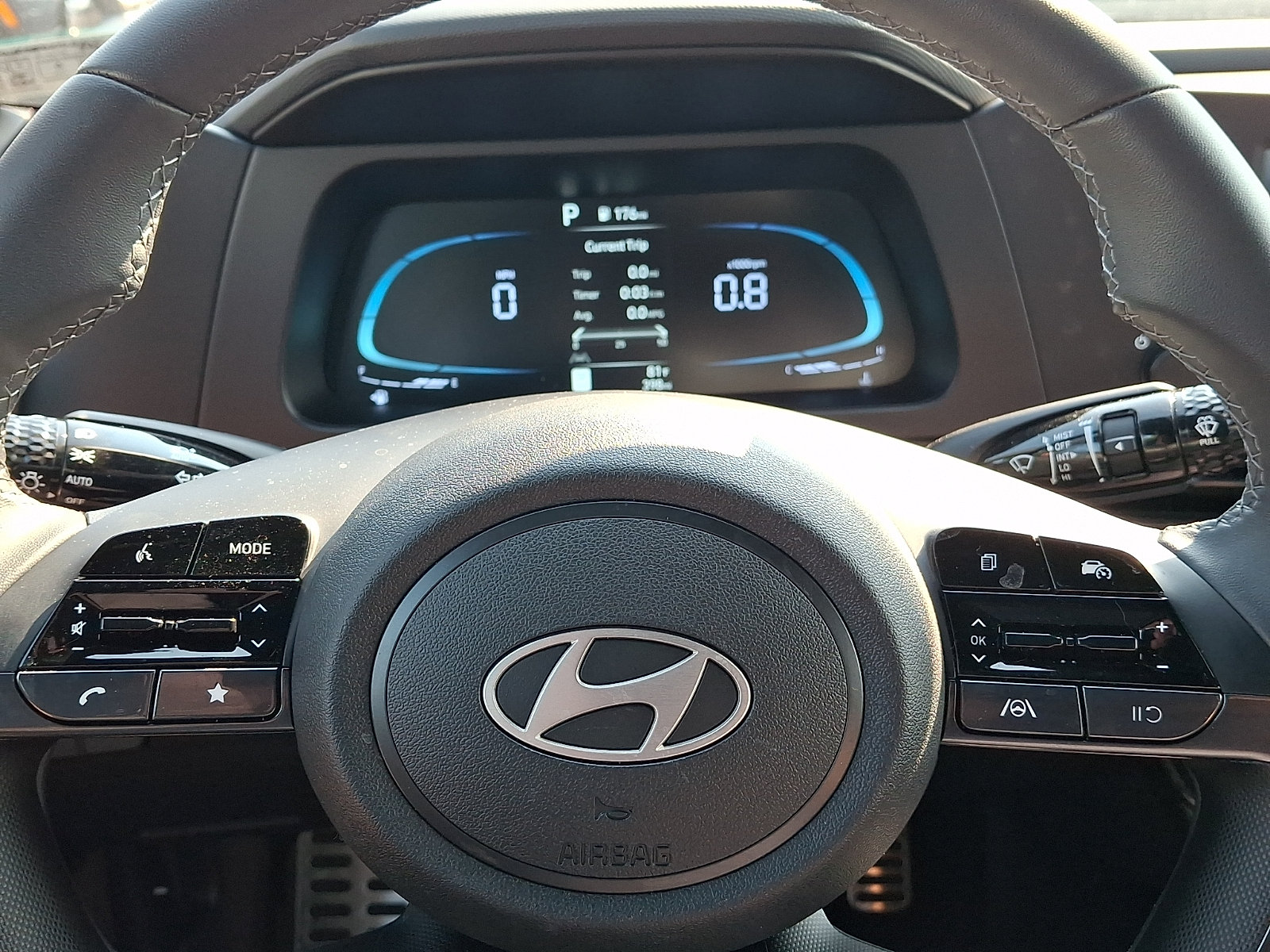 2026 Hyundai Elantra SEL Sport - Photo 18