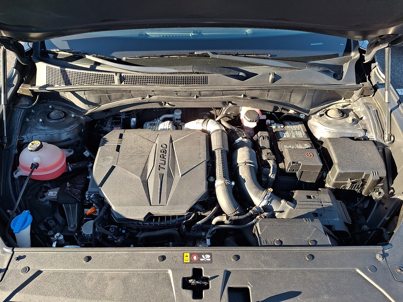 2023 Hyundai Santa Fe Limited - Photo 29