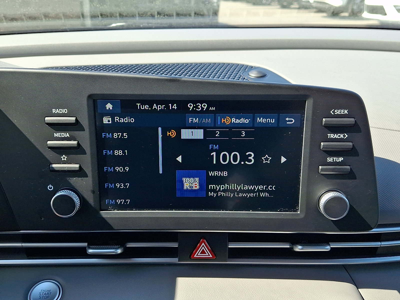 2025 Hyundai Elantra SEL - Photo 16