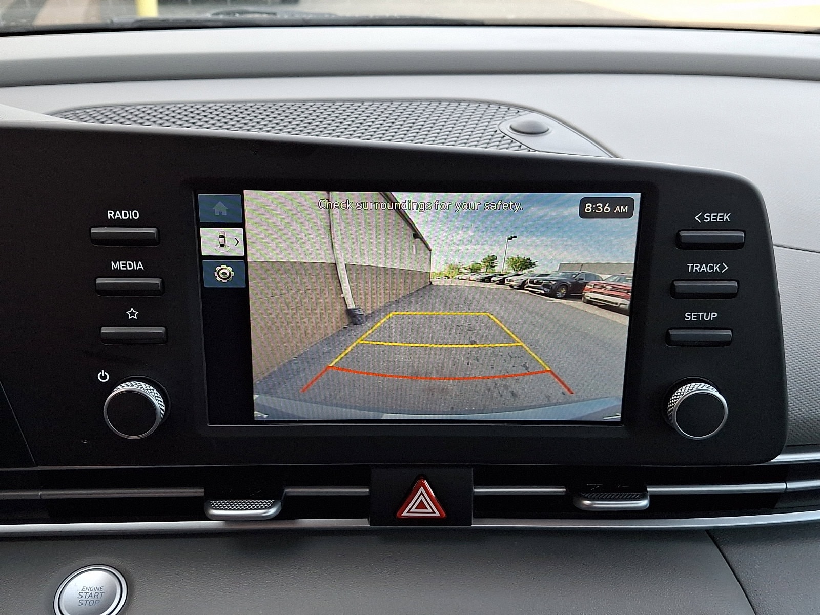 2025 Hyundai Elantra SEL - Photo 17