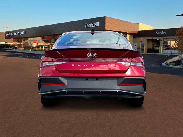 2025 Hyundai Elantra SEL - Photo 6