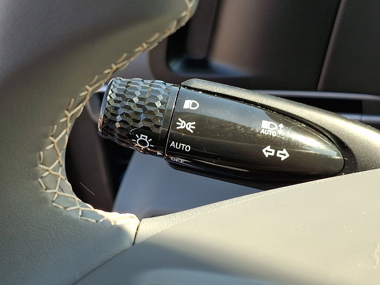 2025 Hyundai Elantra SEL - Photo 26