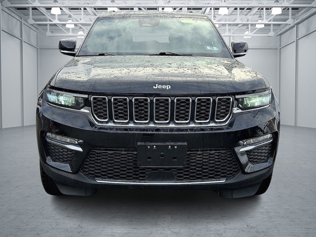 Used 2025 Jeep Grand Cherokee Limited SUV