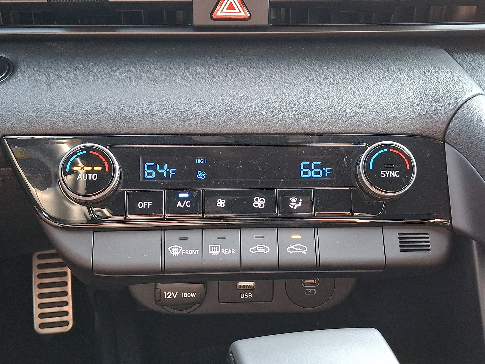 2026 Hyundai Elantra SEL Sport - Photo 15