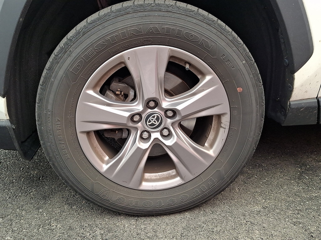 Used 2023 Toyota RAV4 XLE SUV