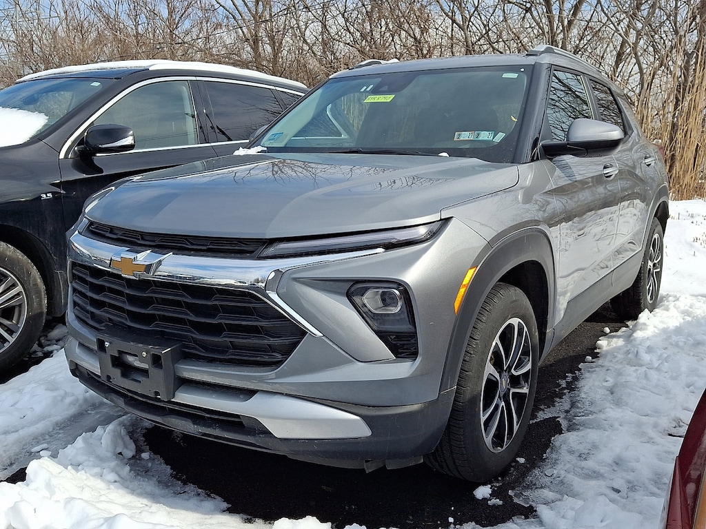Used 2025 Chevrolet Trailblazer LT SUV