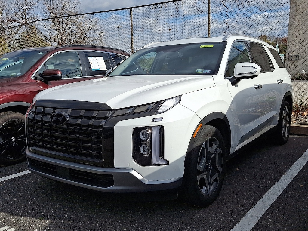 Used 2023 Hyundai Palisade Limited SUV