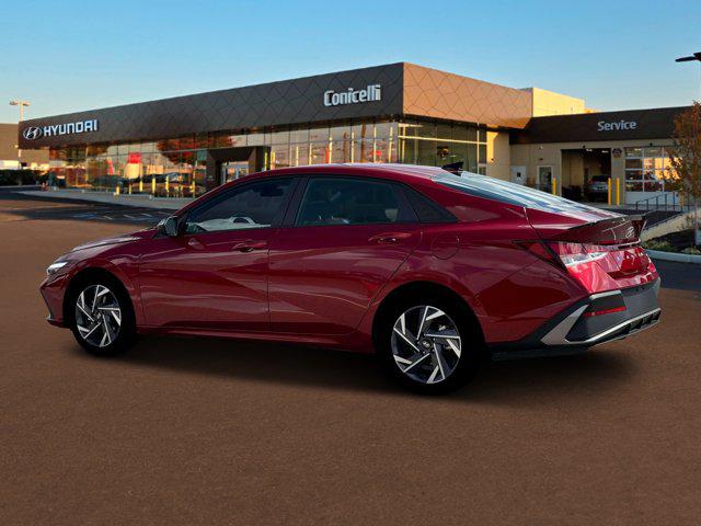 2025 Hyundai Elantra SEL Sport photo 4
