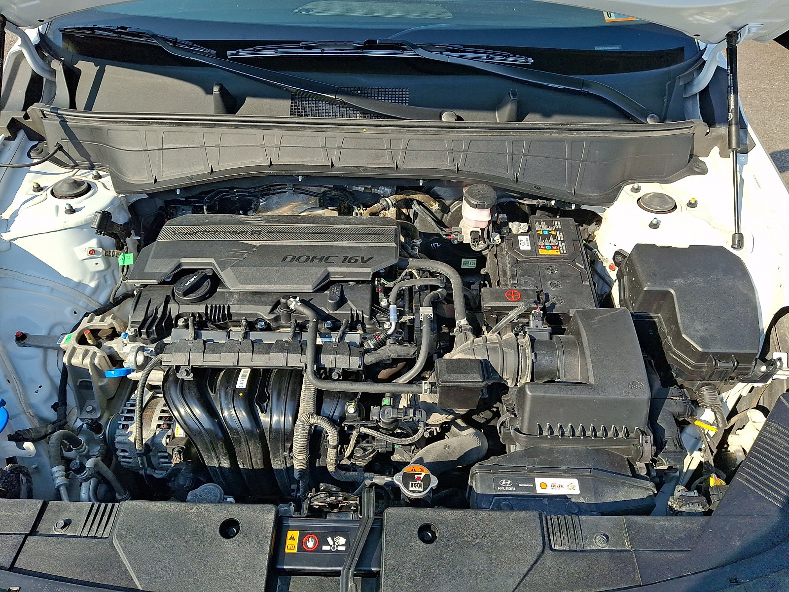 2025 Hyundai Kona SEL - Photo 28