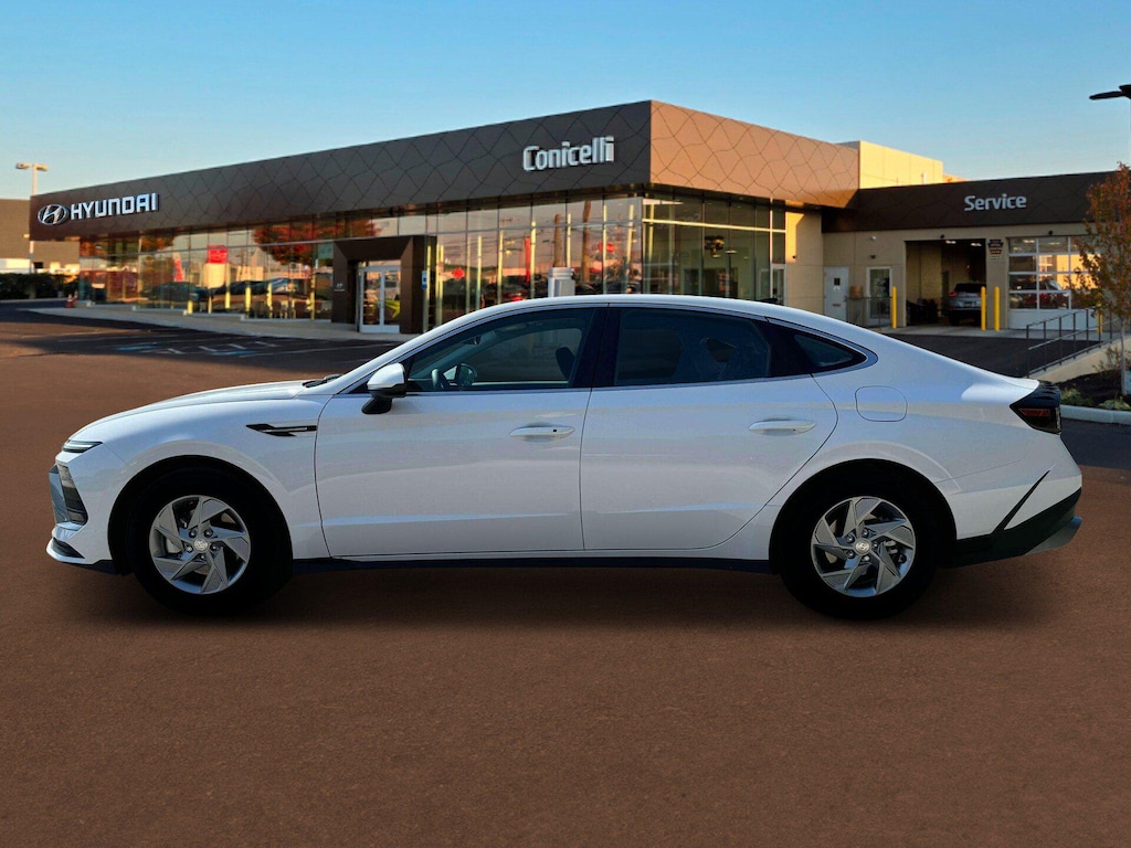New 2026 Hyundai Sonata SE Sedan