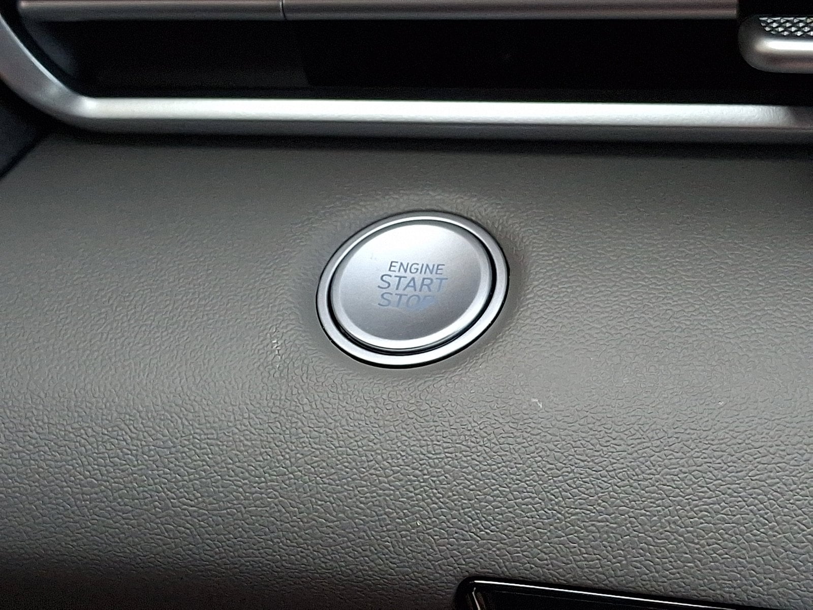 2025 Hyundai Elantra SEL - Photo 22