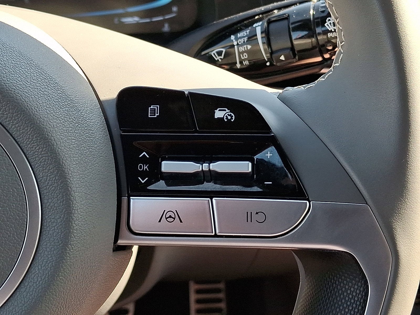 2025 Hyundai Elantra SEL - Photo 21