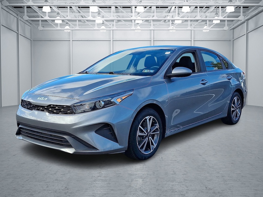 Used 2022 Kia Forte LXS Sedan