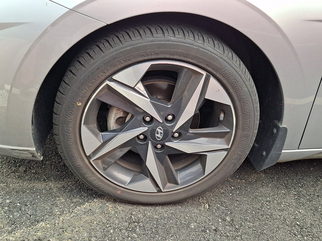 Certified 2023 Hyundai Elantra SEL Convenience Package Sedan
