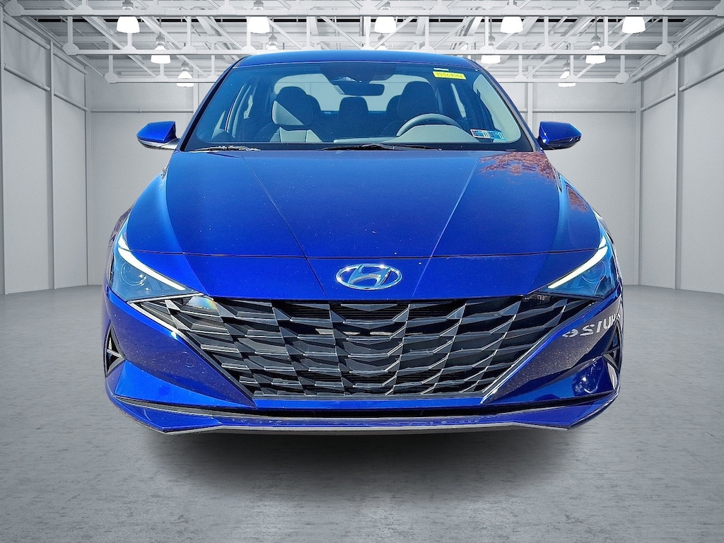 Used 2023 Hyundai Elantra SEL Sedan