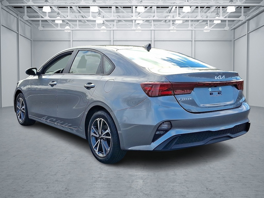 Used 2022 Kia Forte LXS Sedan