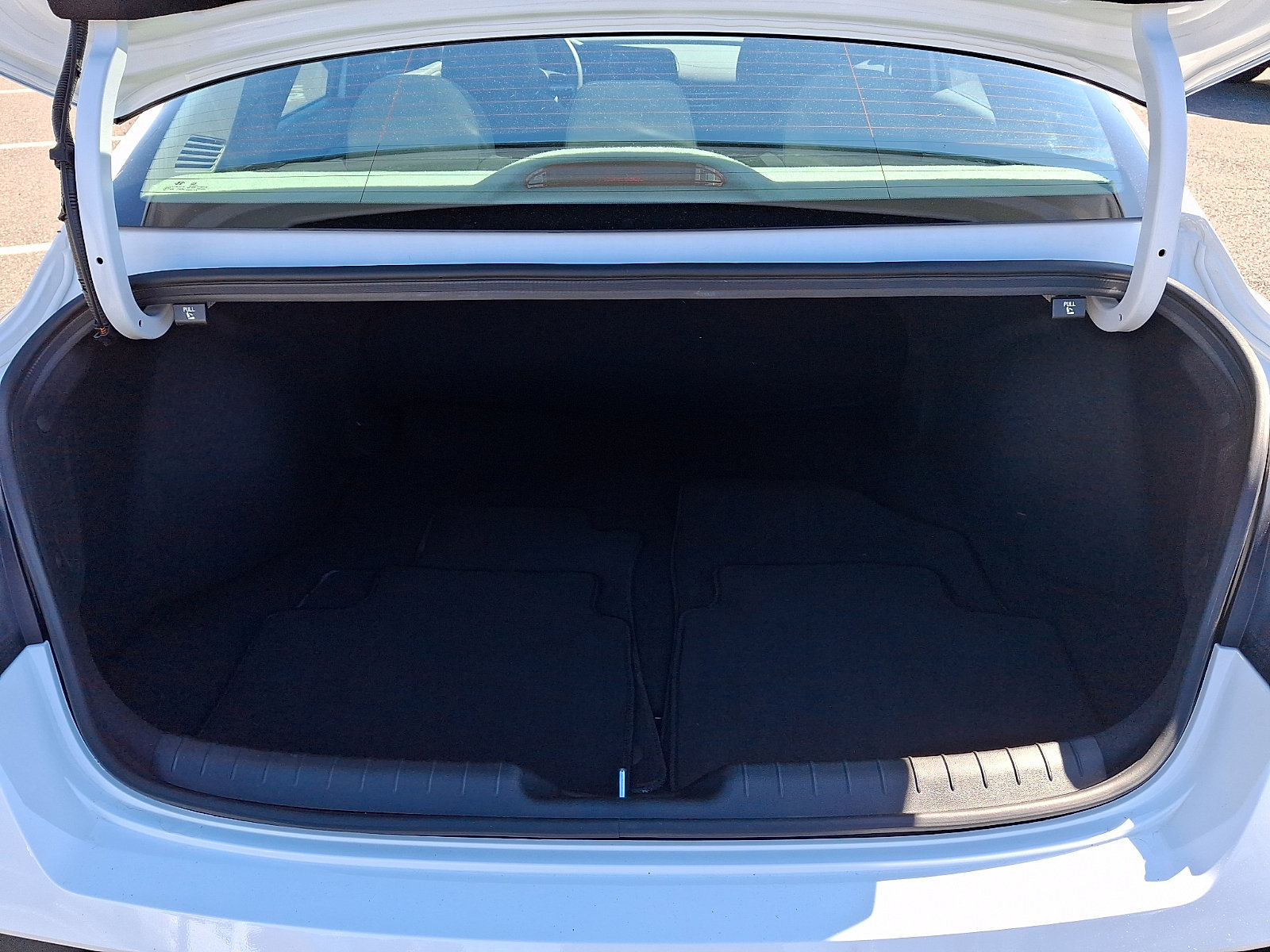 2025 Hyundai Elantra SEL - Photo 29
