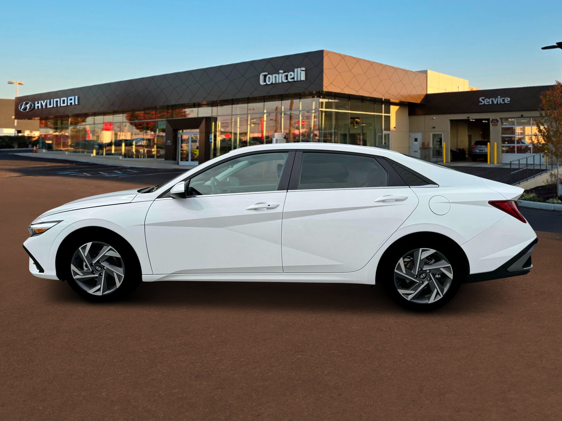 2025 Hyundai Elantra SEL Convenience photo 3