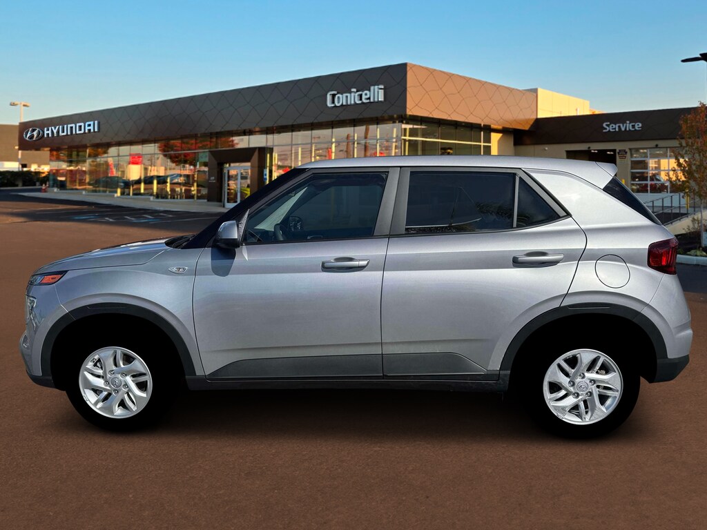 New 2026 Hyundai Venue SE SUV