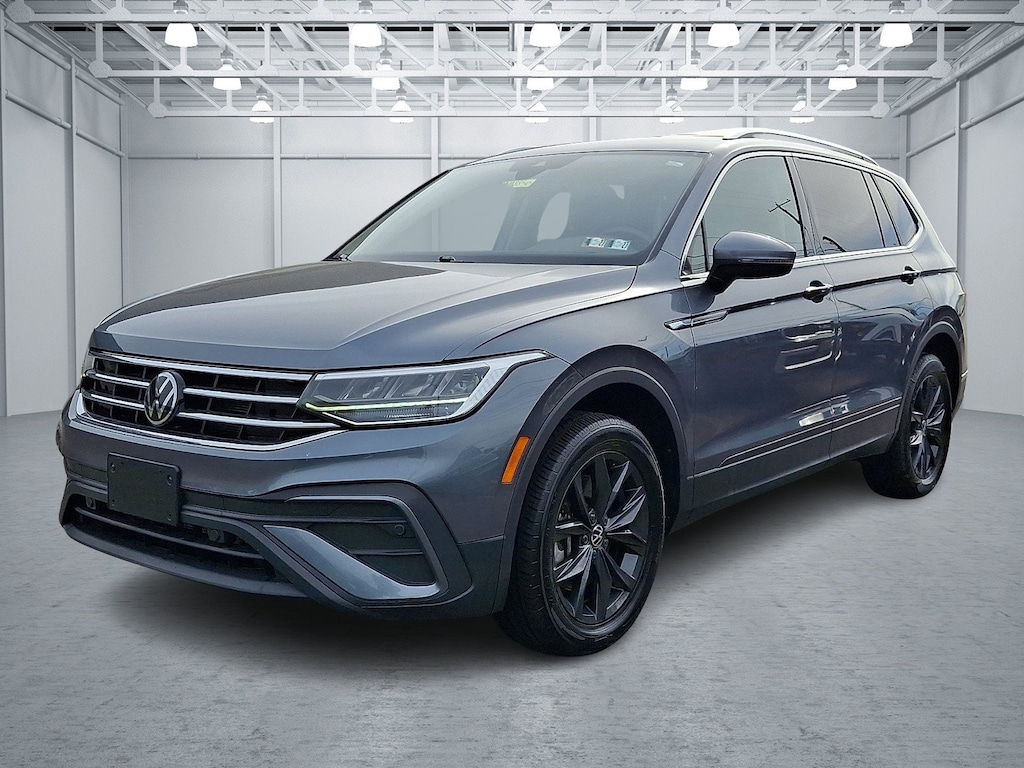 Used 2024 Volkswagen Tiguan 2.0T SE SUV