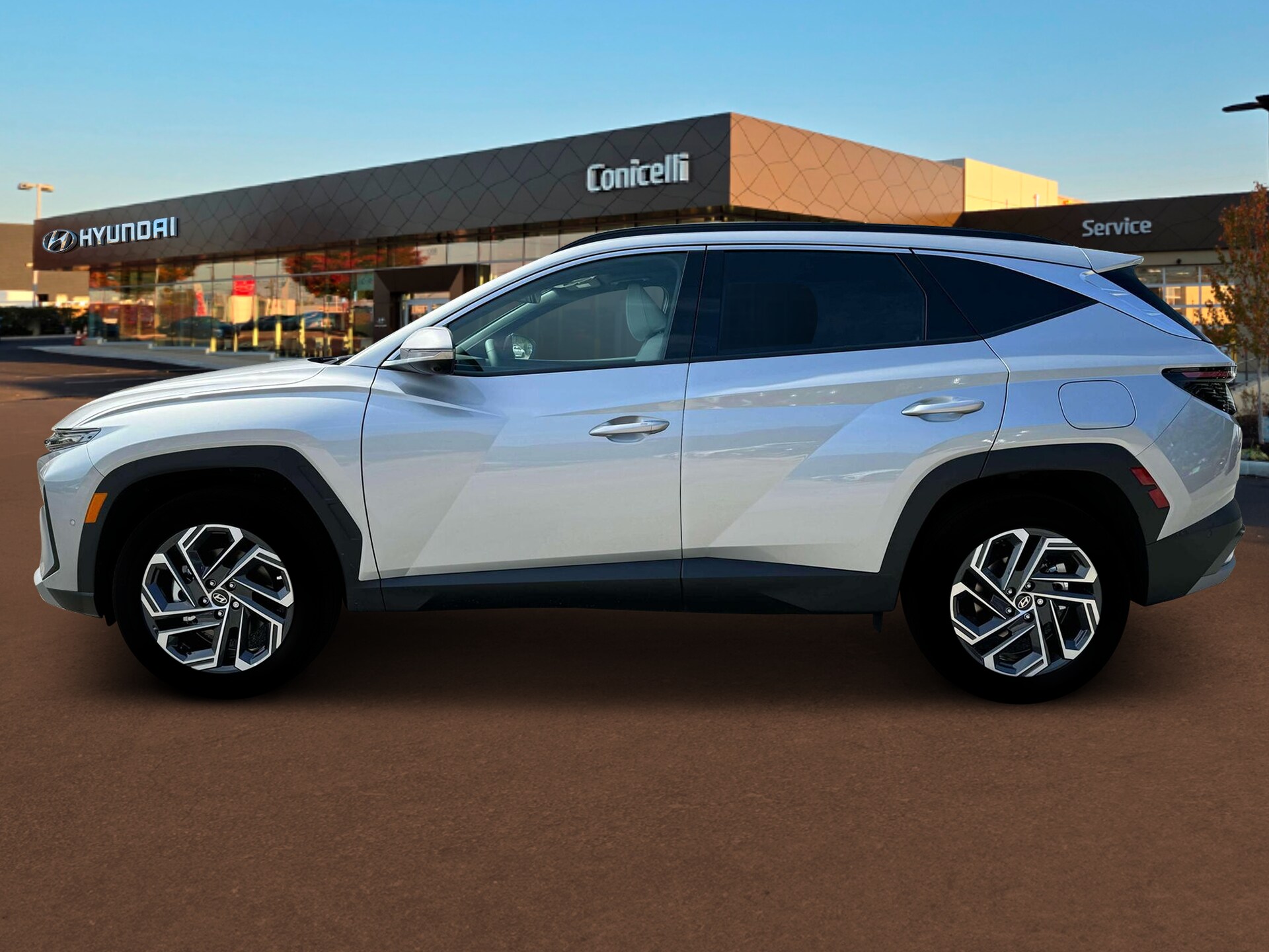 2025 Hyundai Tucson Hybrid Limited photo 2