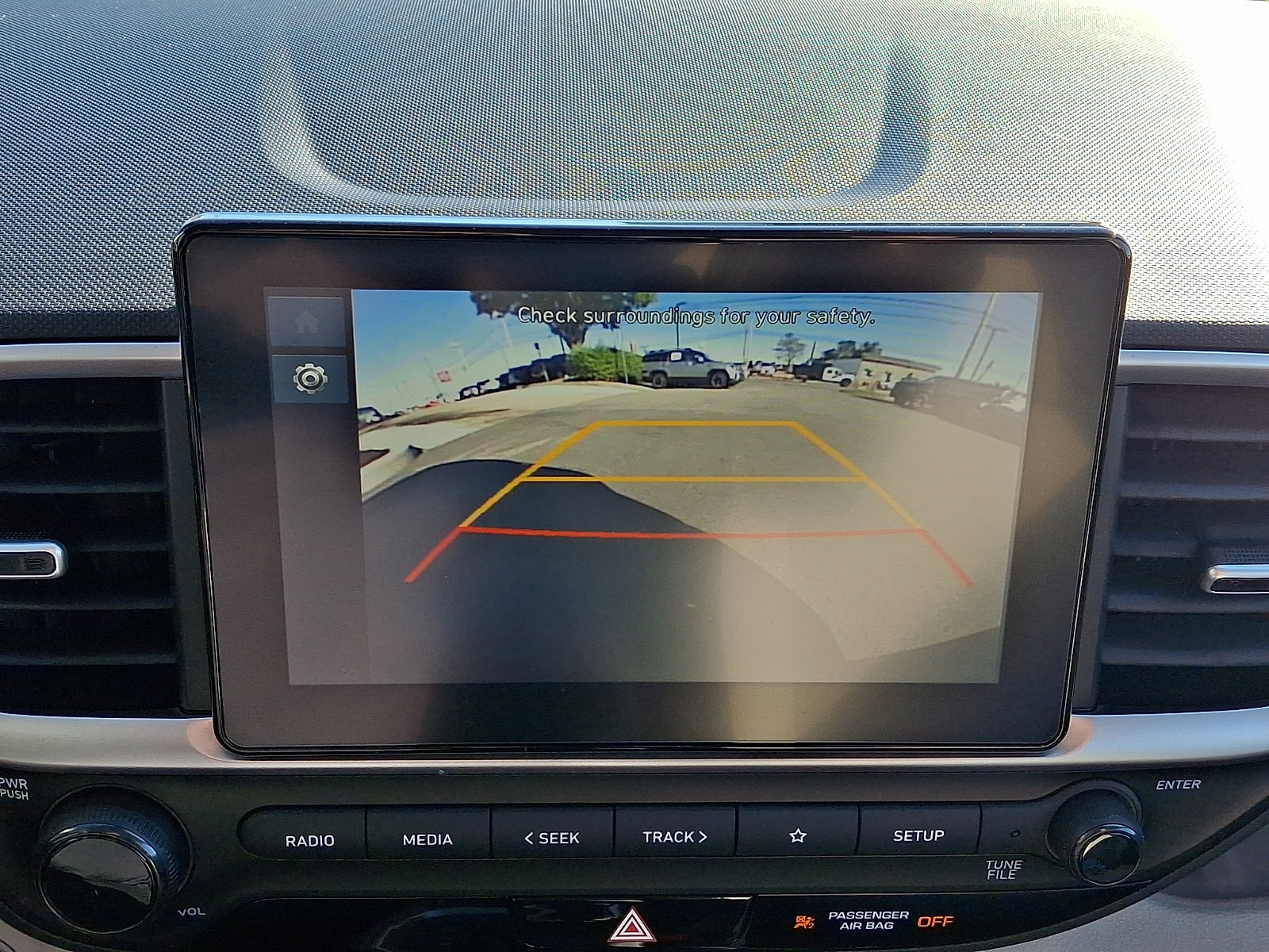 2025 Hyundai Venue SEL - Photo 18
