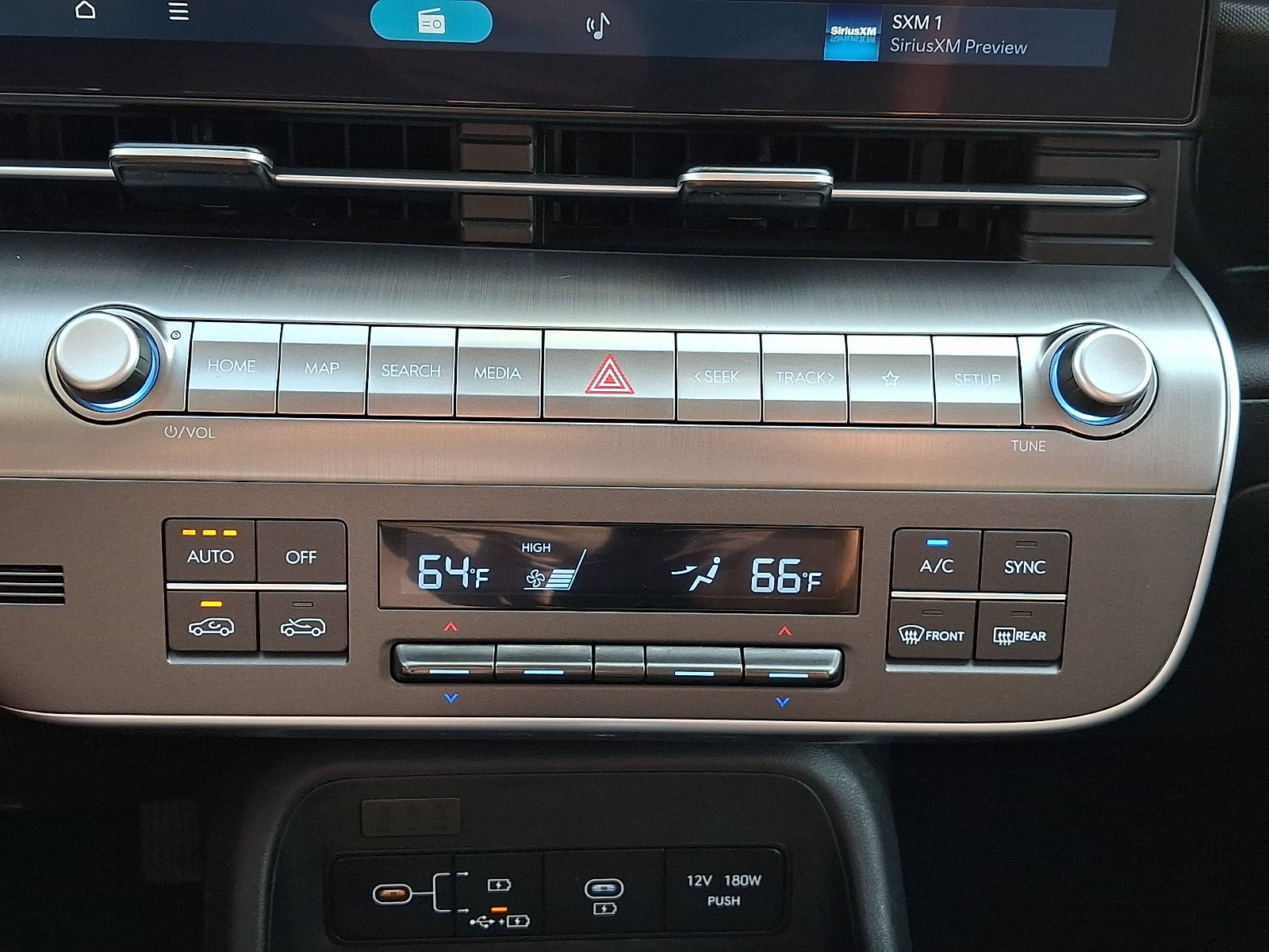 2025 Hyundai Kona SEL - Photo 15