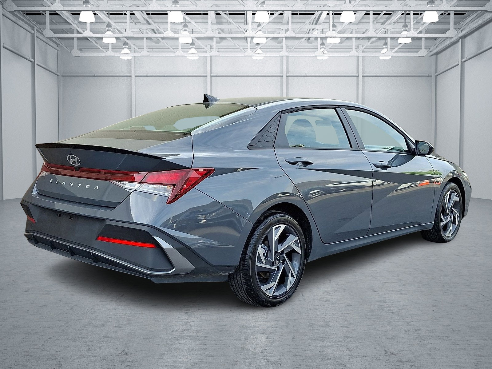 2025 Hyundai Elantra SEL - Photo 6