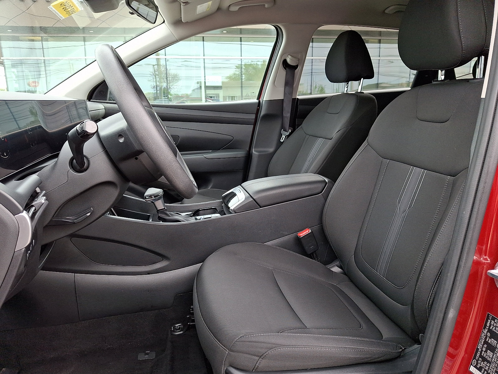 2025 Hyundai Tucson SEL - Photo 13