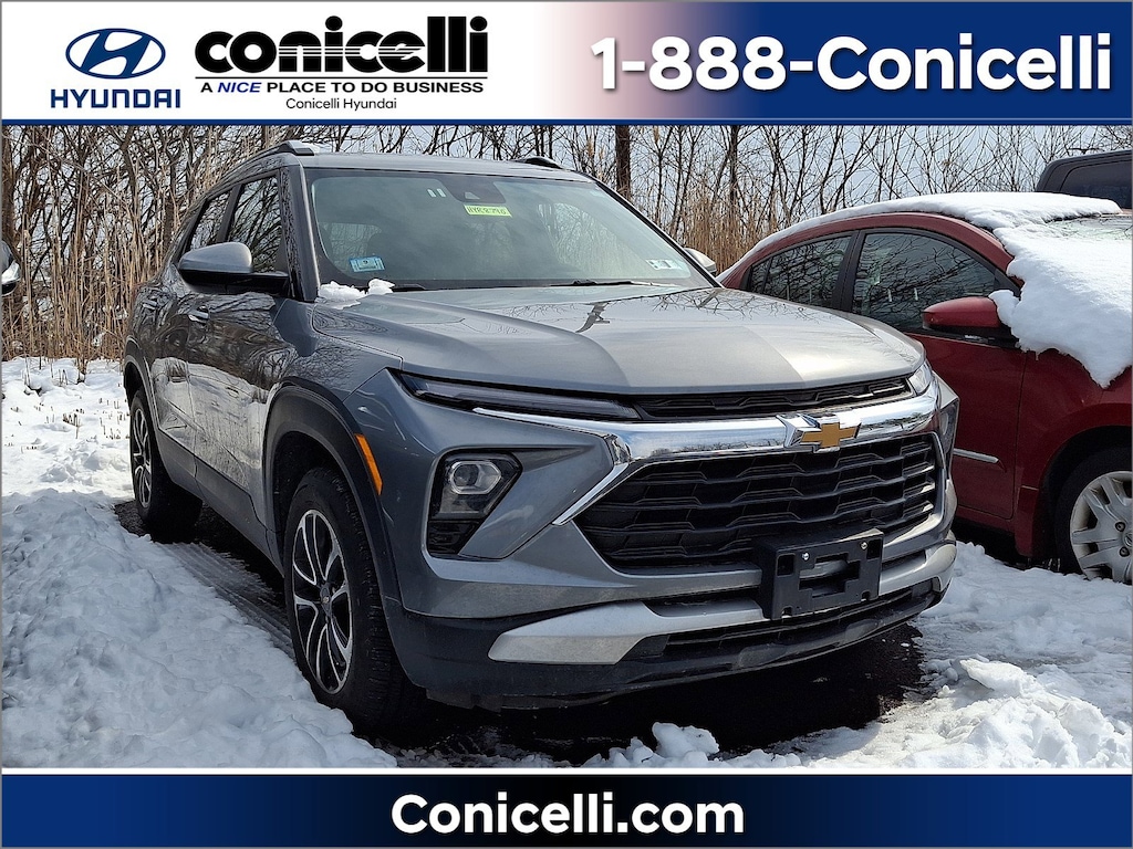 Used 2025 Chevrolet Trailblazer LT SUV